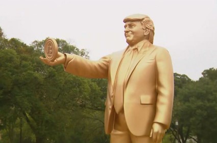 Trump Bitcoin statue