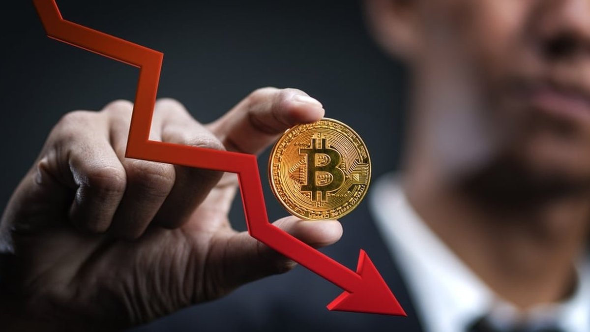 Bitcoin’s 30% Slide Below 90,000 USD: From “Perfect Setup” To An Information Vacuum
