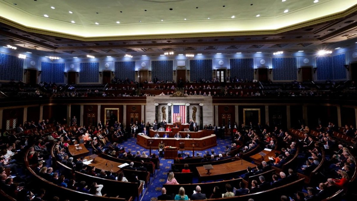 If Congress Can’t Trade Stocks: The Real Market Question Is What Happens Next (And Whether Crypto Becomes the Side Door)