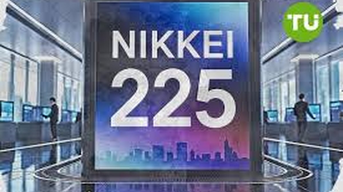 Nikkei Rises as Chip Stocks Lead Rally