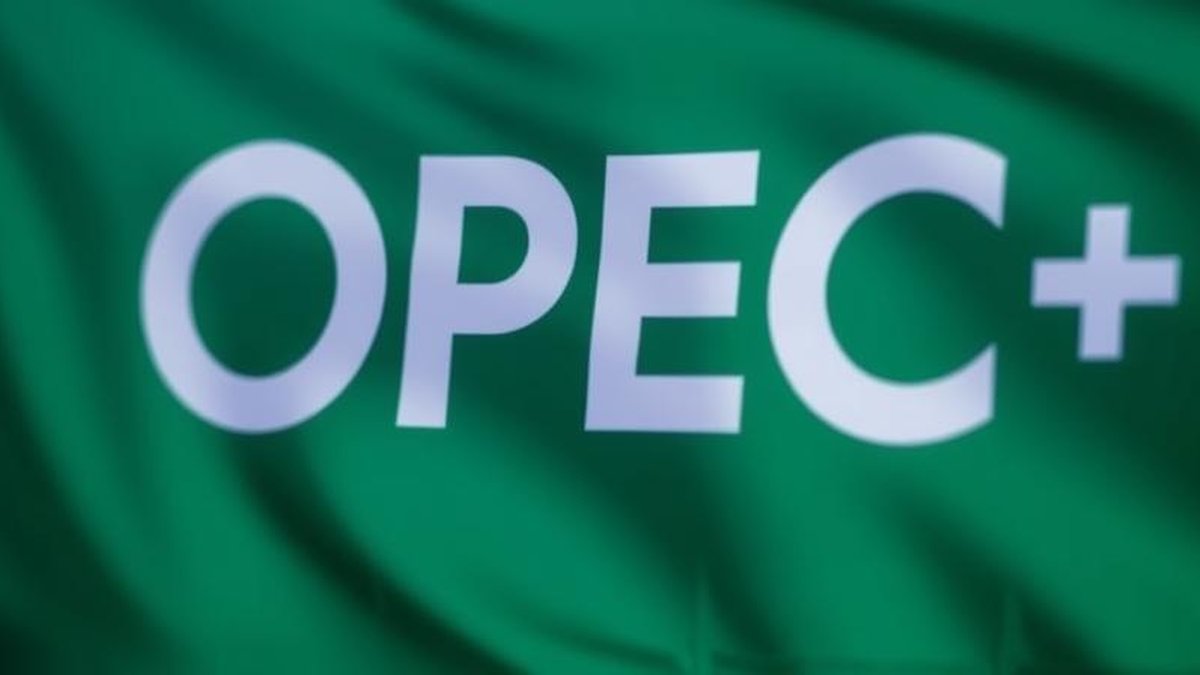 Oil Prices Hold Steady as OPEC+ Reaffirms Production Guidance