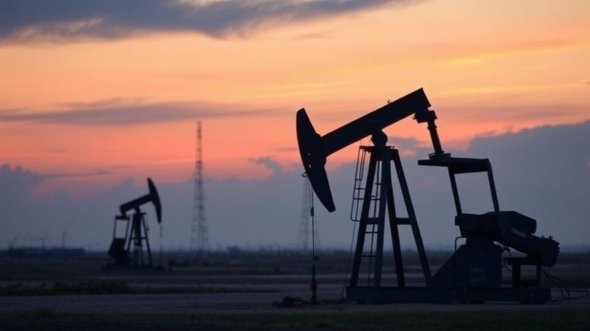 Oil Prices Hold Steady at $78 Amid Supply Balances